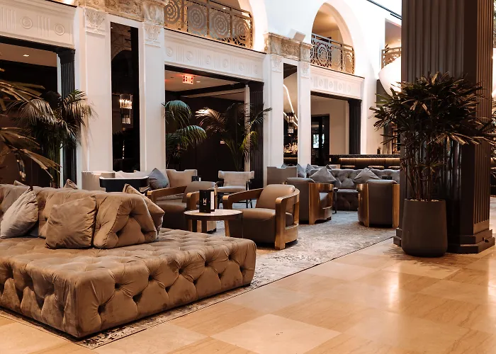Hotel suites Mayfair Los Angeles